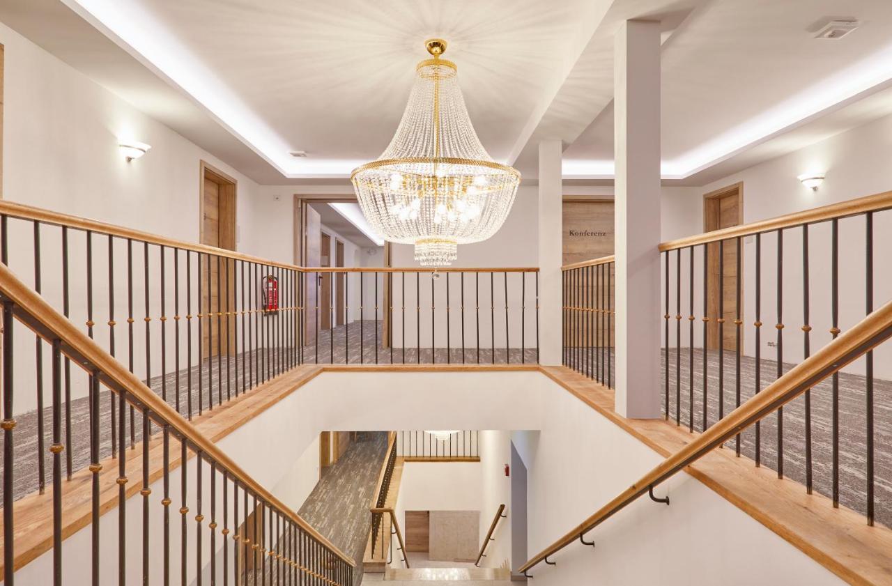 Wittelsbacher Hof Weissenburg ไวเซนบวร์ก อิน บาเยิร์น ภายนอก รูปภาพ