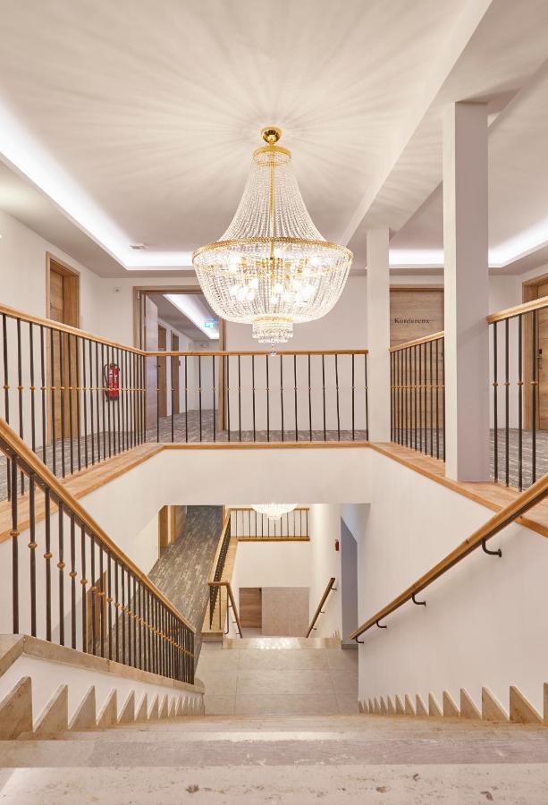 Wittelsbacher Hof Weissenburg ไวเซนบวร์ก อิน บาเยิร์น ภายนอก รูปภาพ